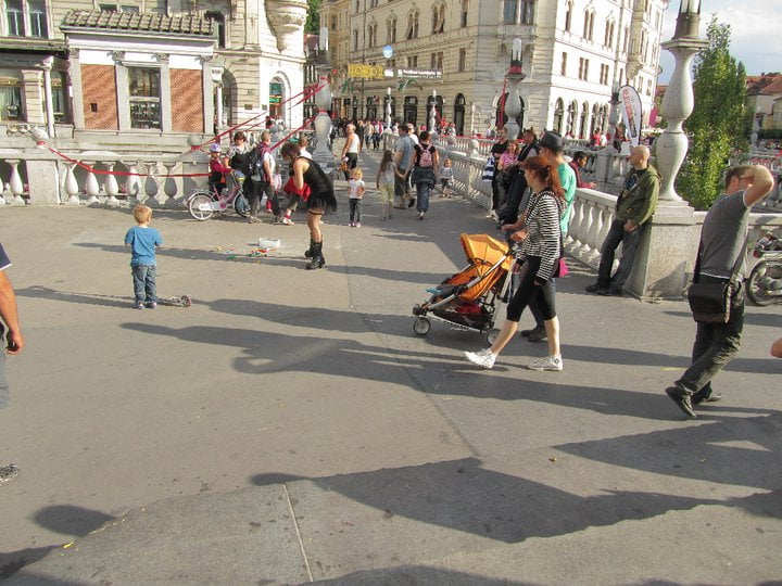 261654_2210705467614_5718594_n