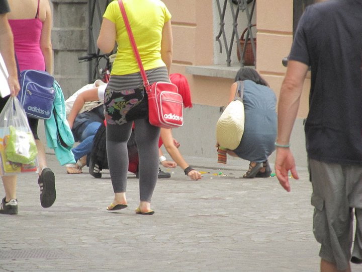 270055_2205885987130_8003194_n