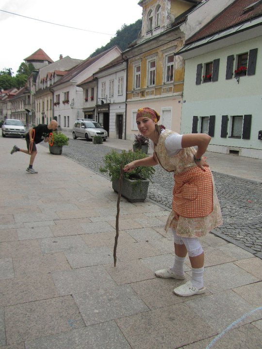 271178_2208232925802_4787384_n