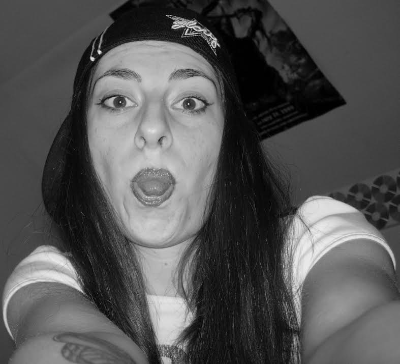 ne_sodi_knjige_po_platnicah