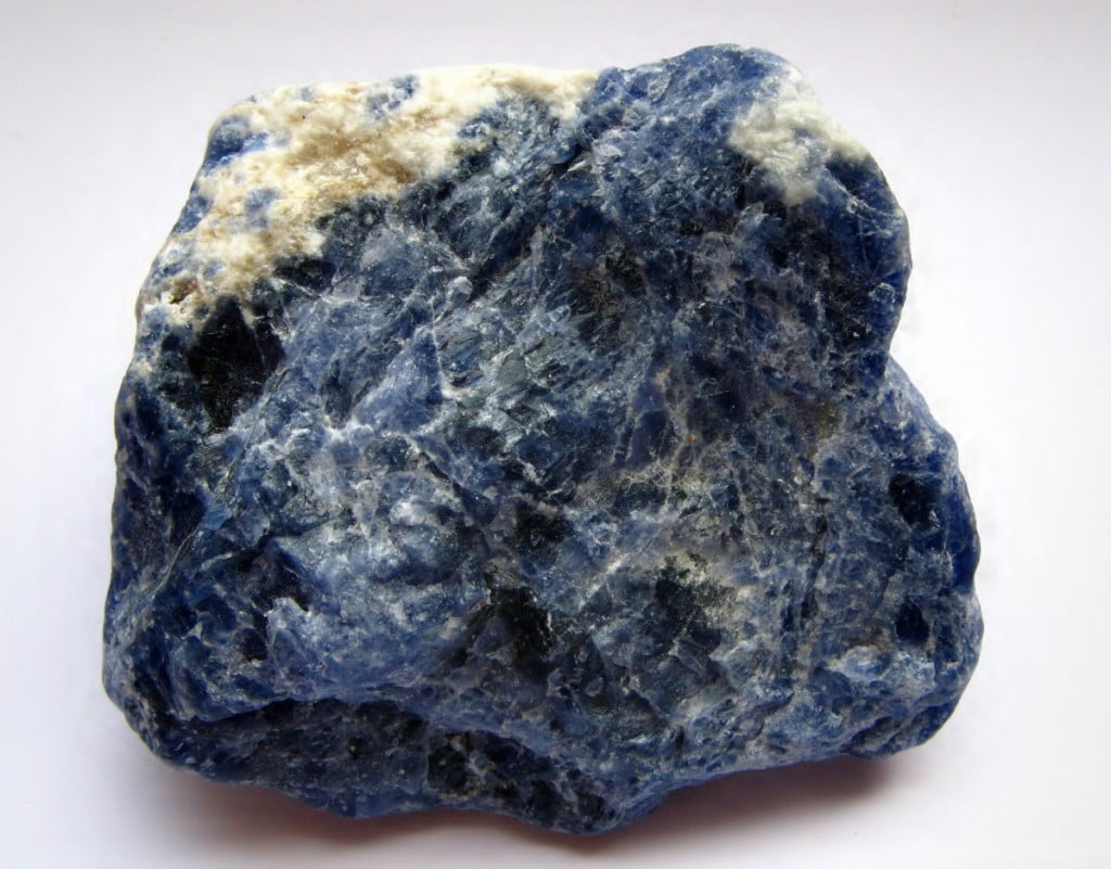 kristali-sodalit