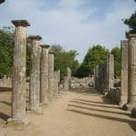 Zanimanje za antiko so obudili razsvetljenstvo, francoska revolucija in grška osvobodilna vojna izpod turškega jarma, Za očeta sodobnih olimpijskih iger sicer velja francoski baron Pierre de Coubertin, rojen leta 1863.