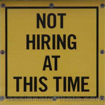 Brezposelnosti se lahko delno izognemo z delom preko avtorske ali podjemne pogodbe