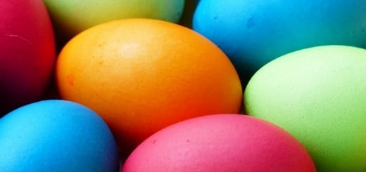 Velikonočni pirhi - pobarvajmo jih na naraven način