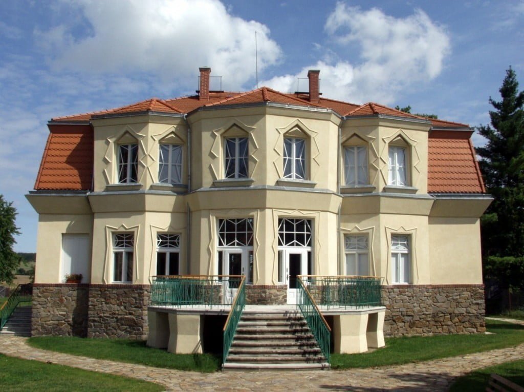 se-ves-kotalke-bile-vse-kar-sva-si-zeleli-hisa