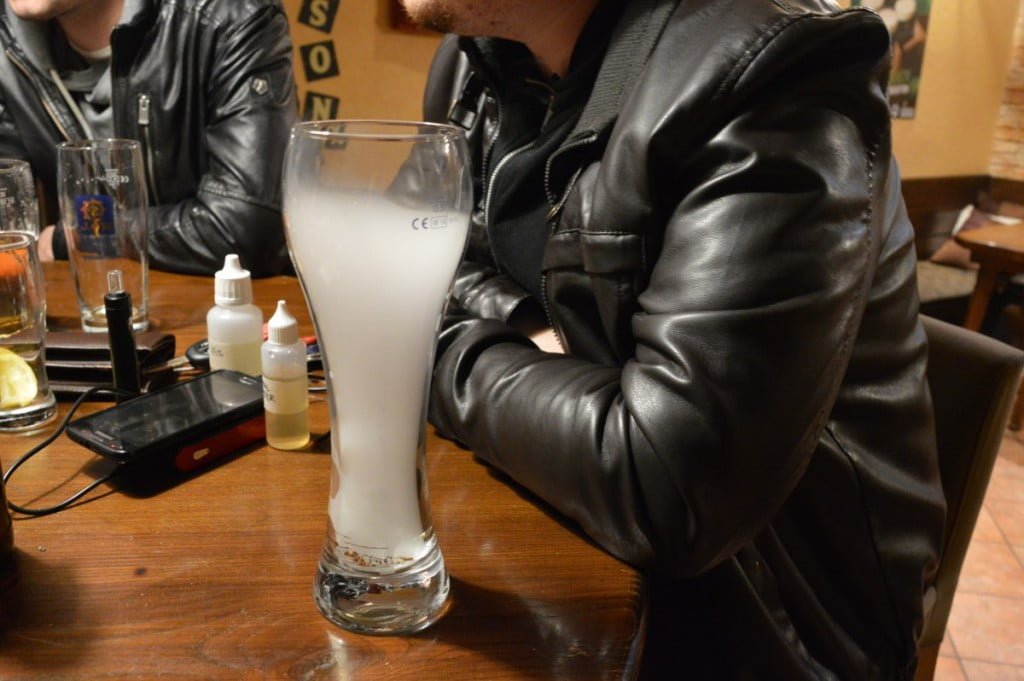 Elektronska cigareta - dim in para