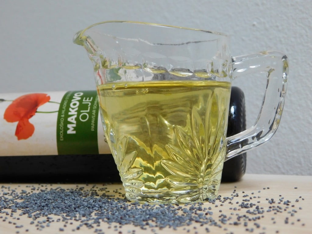 makovo-olje-in-njegovi-blagodejni-ucinki-3