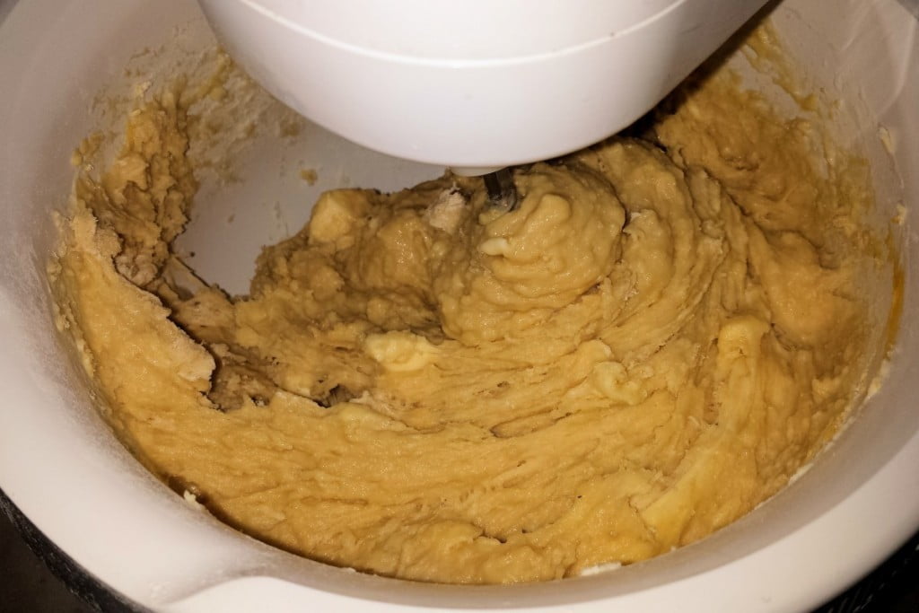 Recept za velikonočni kruh, ki se ga ne boste sramovali