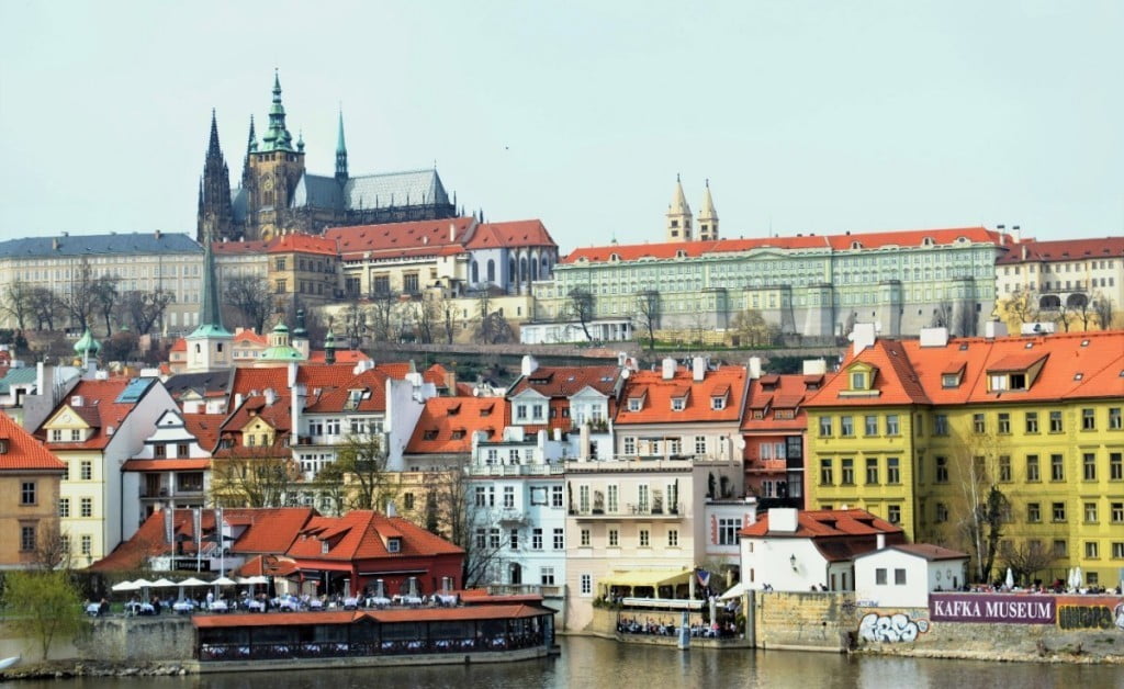Praga – ko mesto ugrabijo turisti