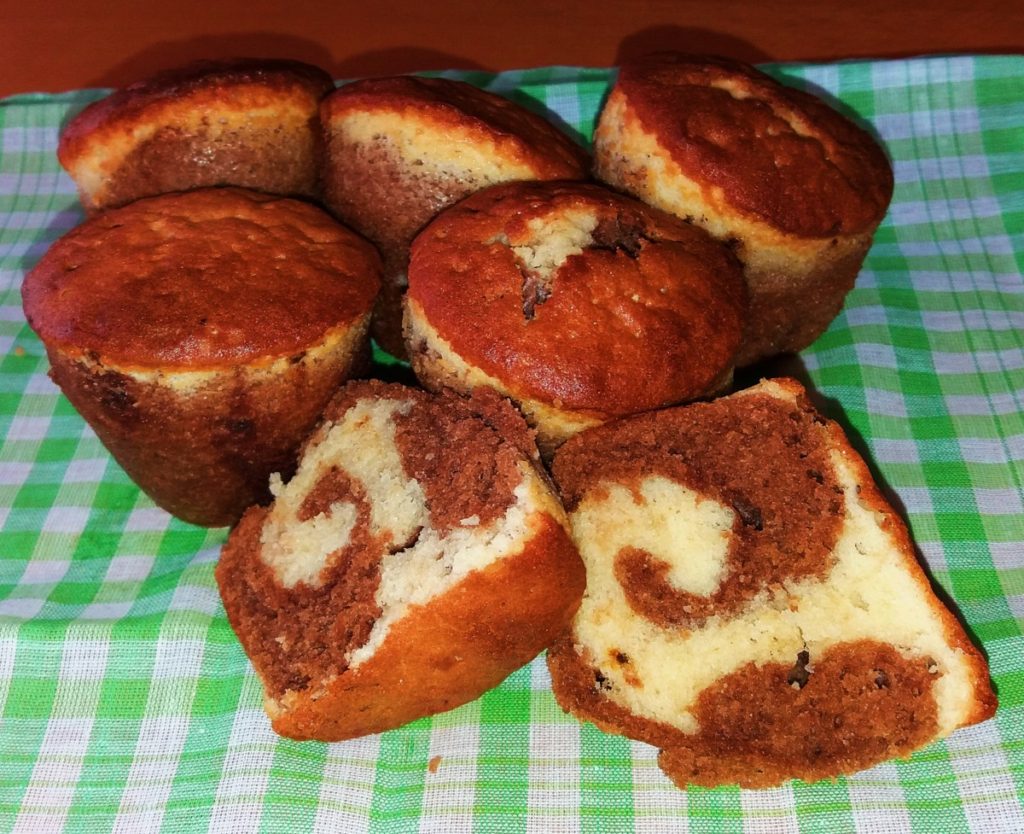 10 enostavnih receptov za sladice – muffini