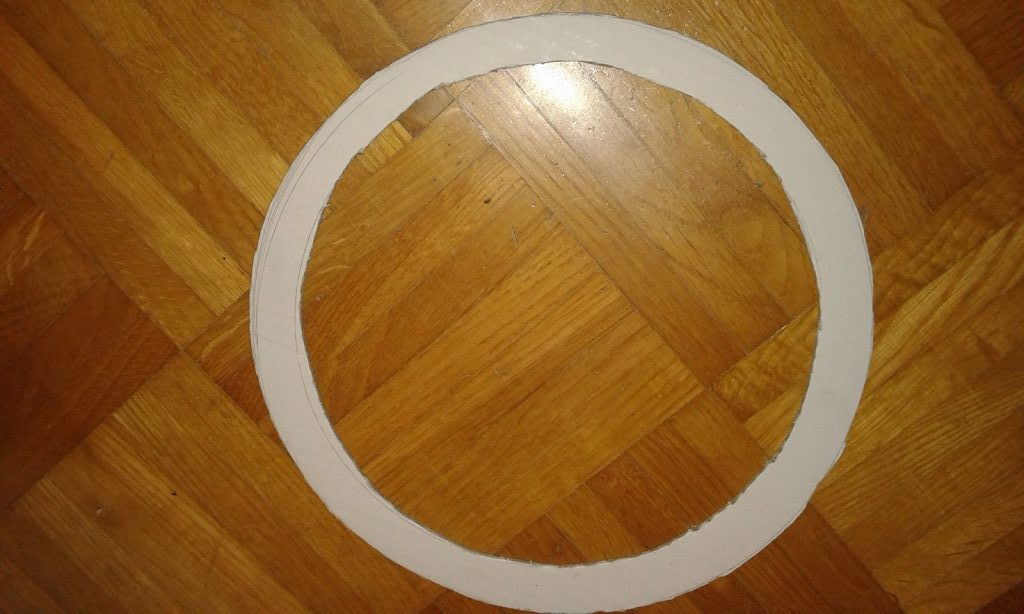 puhasti-vencek-za-na-vrata