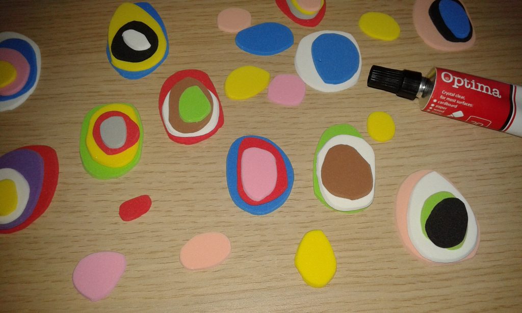 pisane-mobile-za-otrosko-sobo