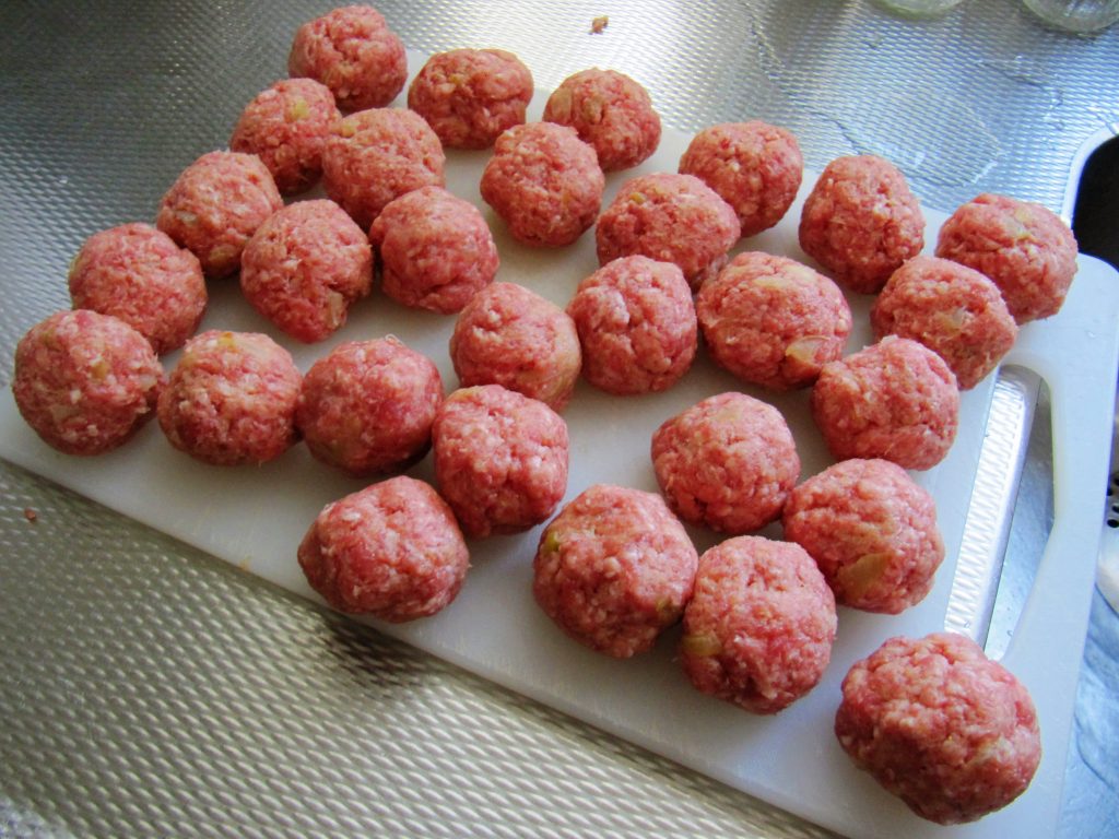 Švedske mesne kroglice (Köttbullar)