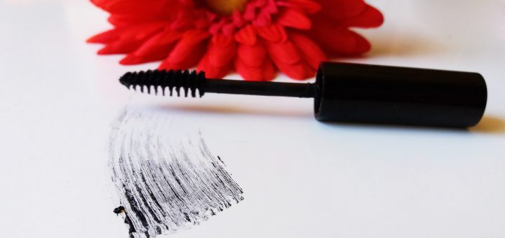 Naravna domača maskara – naredi sam