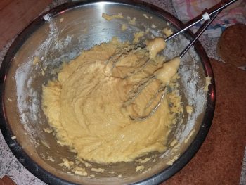 Recept za odlične cookie-je (piškote s koščki čokolade)