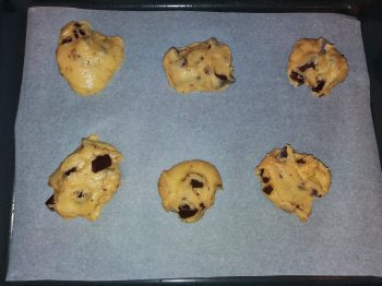 Recept za odlične cookie-je (piškote s koščki čokolade)