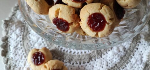 Vaniljevi piškoti z marmelado