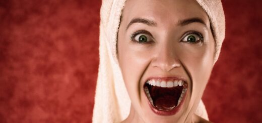 Žvrkljanje olja: Naravna metoda za čiščenje in zaščito ustne votline