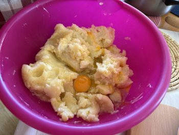 Recept za slivove cmoke ('češplove knedlne')