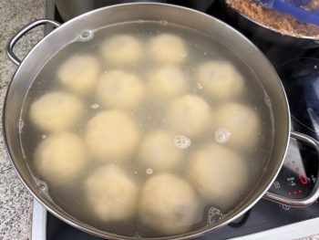 Recept za slivove cmoke ('češplove knedlne')
